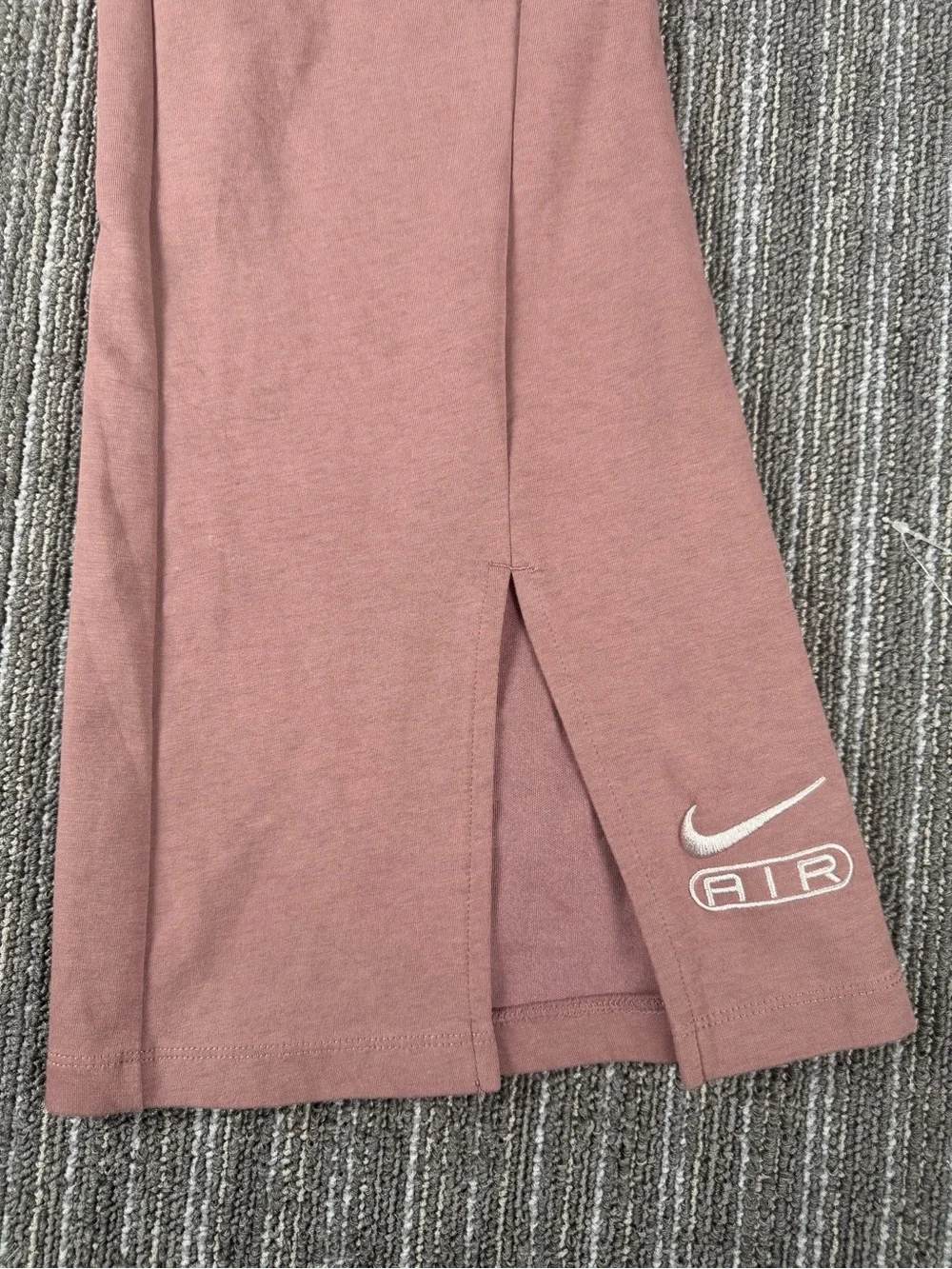 Nike Mauve Flare Leggings with High-Rise Waist Size S Split Hem